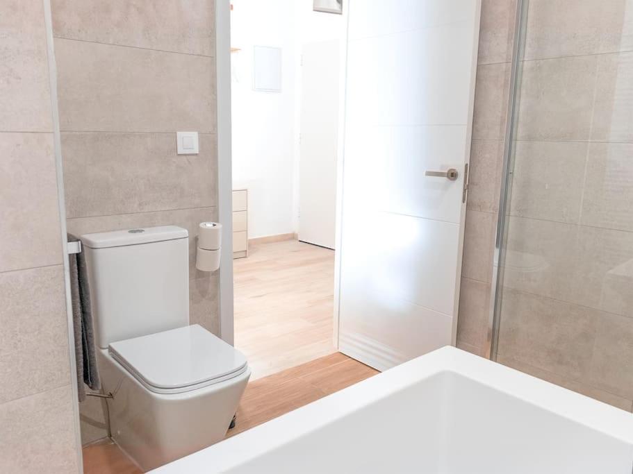 Acogedor Estudio En Triana Con Jacuzzi Y Wifi Sevilha Exterior foto
