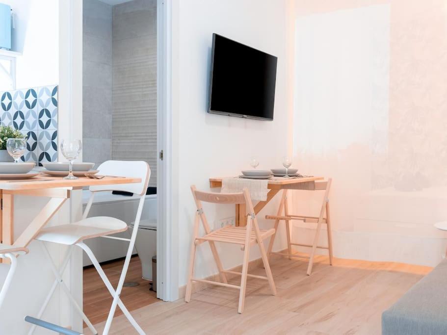 Acogedor Estudio En Triana Con Jacuzzi Y Wifi Sevilha Exterior foto