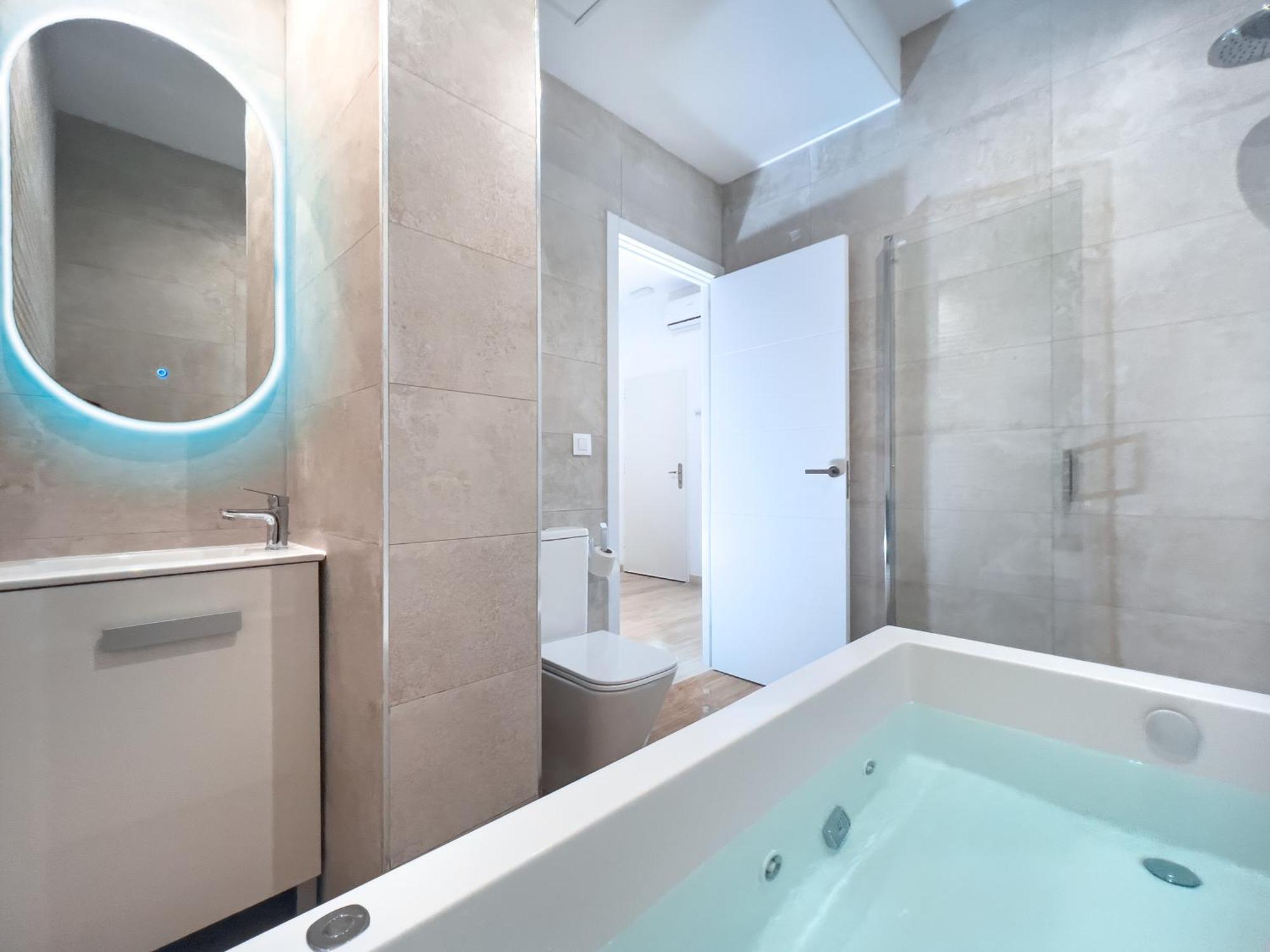 Acogedor Estudio En Triana Con Jacuzzi Y Wifi Sevilha Exterior foto